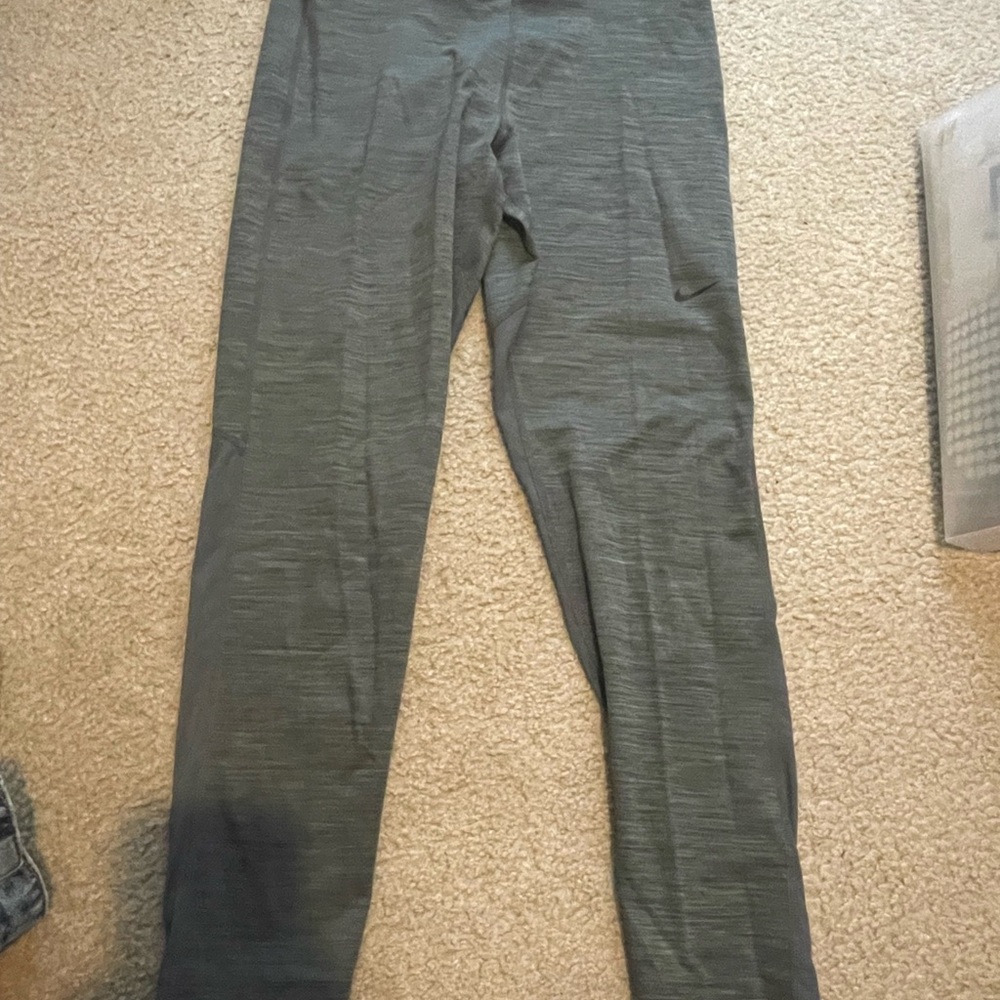Nike Pro Gray Leggings